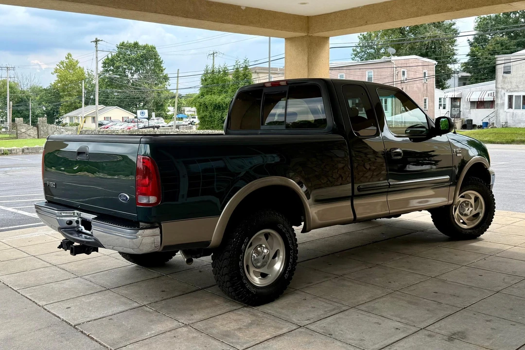 2001 Ford F-150 10th Gen - Image 3 of 31
