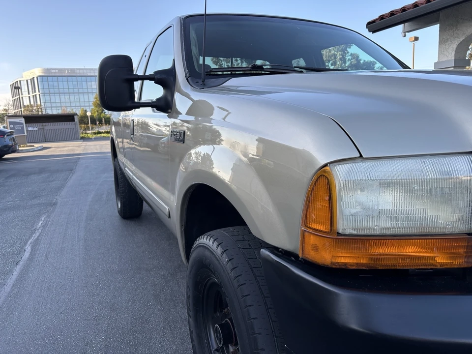 2001 Ford Super Duty 1st Gen - Image 6 of 18