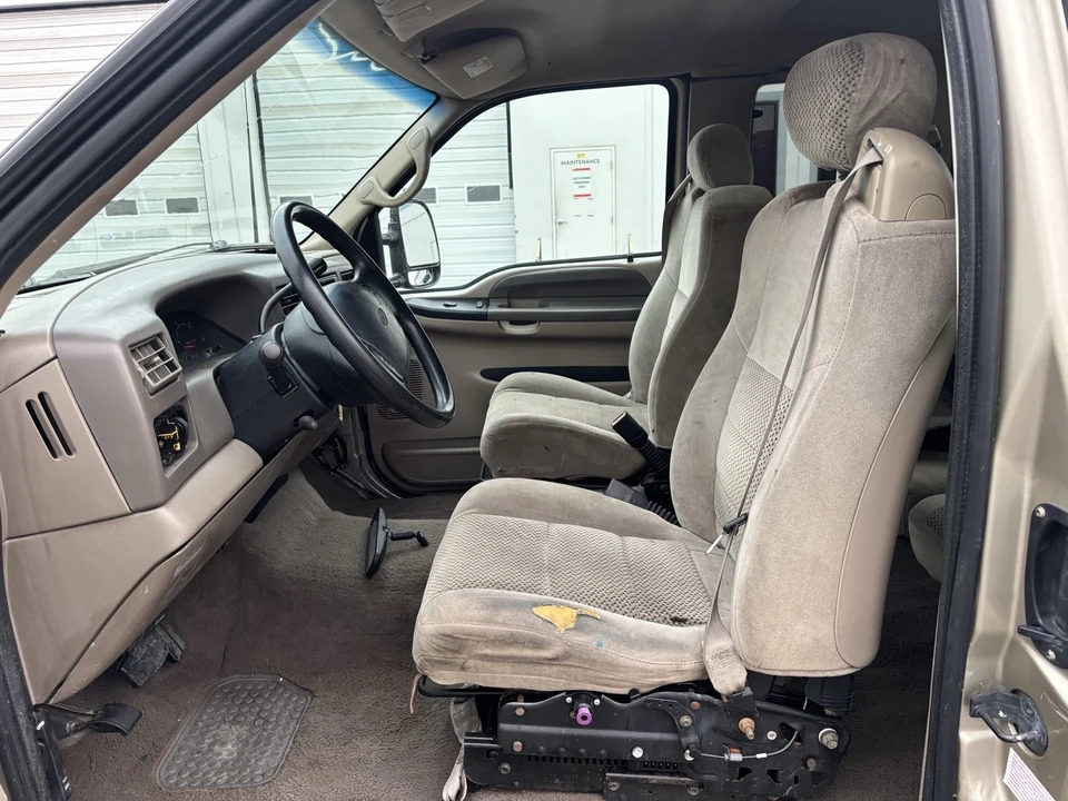 2001 Ford Super Duty 1st Gen - Image 16 of 18