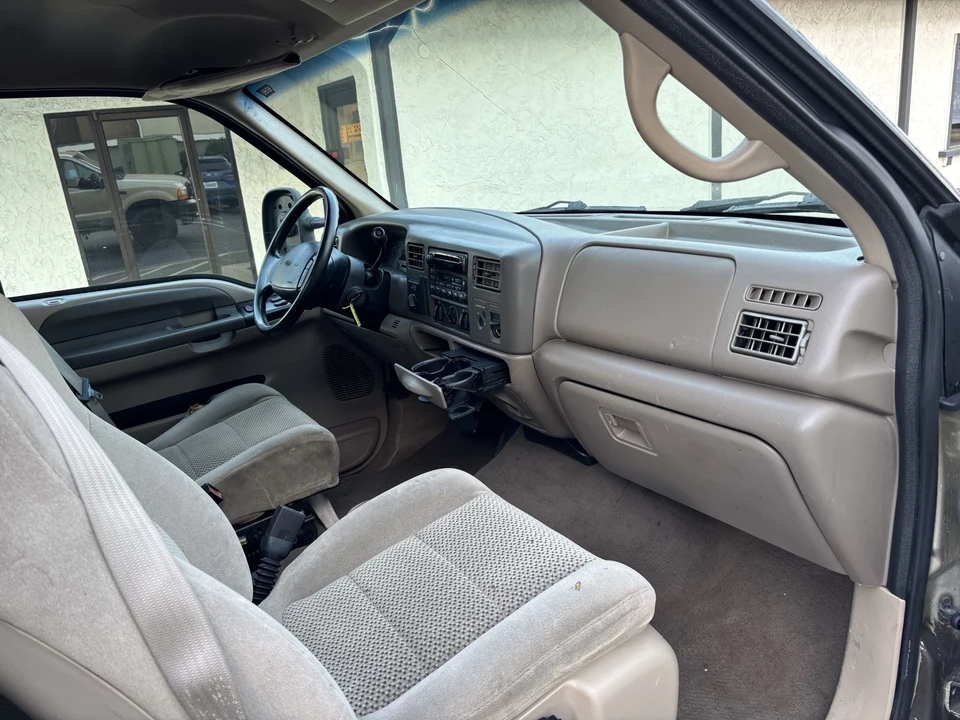 2001 Ford Super Duty 1st Gen - Image 12 of 18