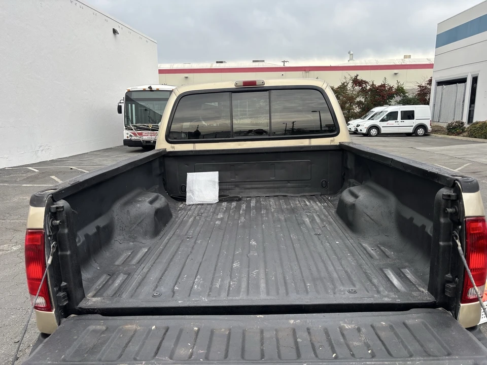 2001 Ford Super Duty 1st Gen - Image 9 of 18