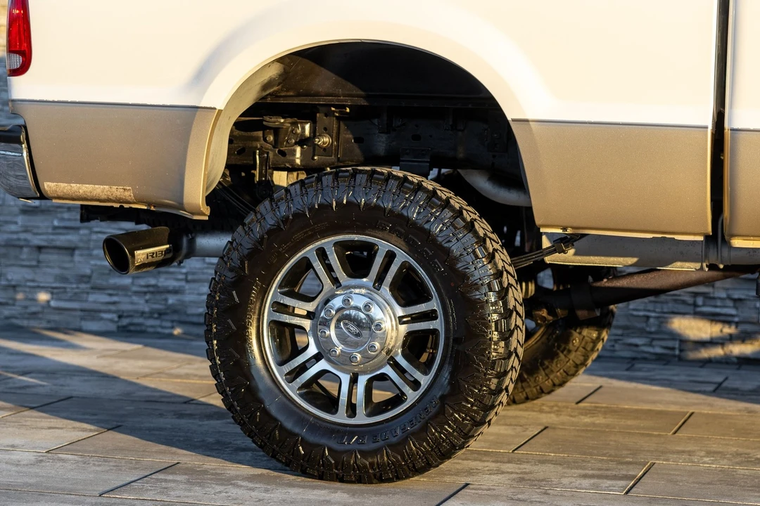 2001 Ford Super Duty 1st Gen - Image 10 of 21