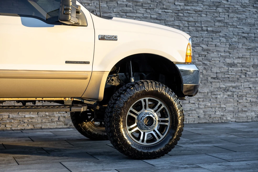 2001 Ford Super Duty 1st Gen - Image 11 of 21