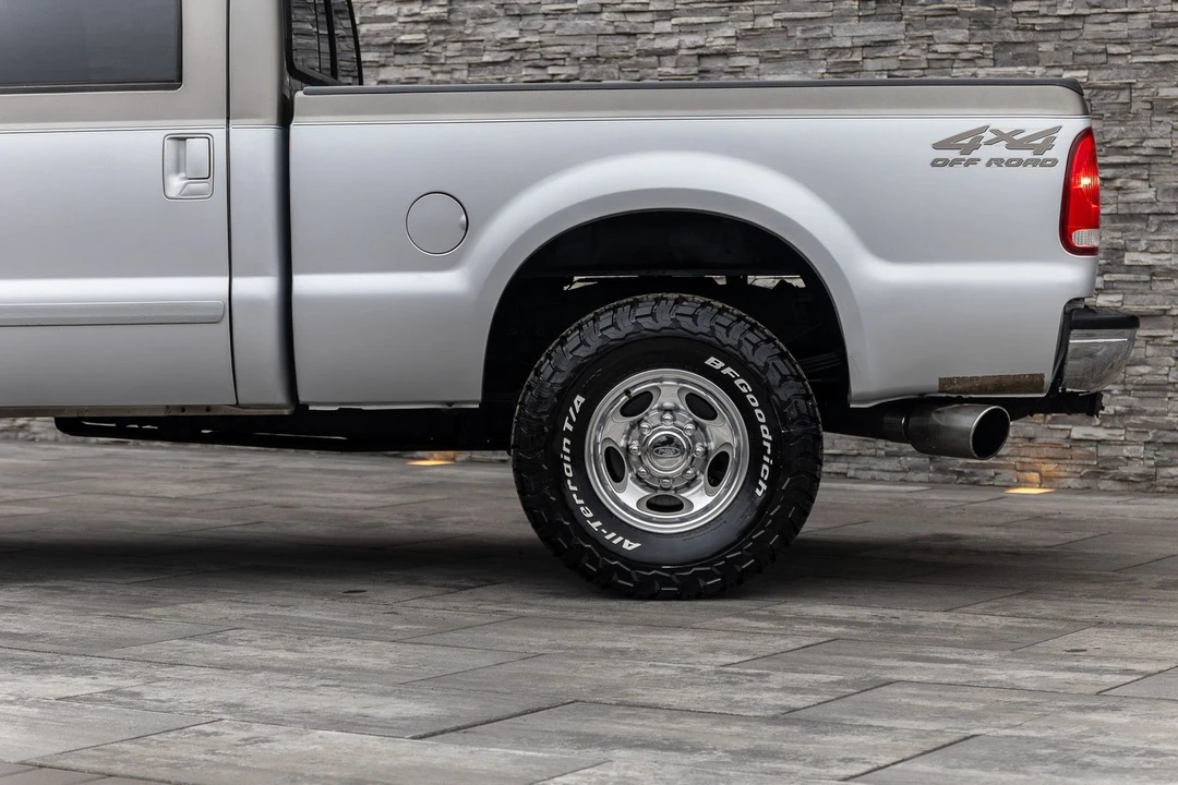 2001 Ford Super Duty 1st Gen - Image 12 of 21