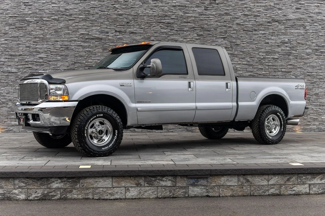 2001 Ford Super Duty 1st Gen - Image 8 of 21