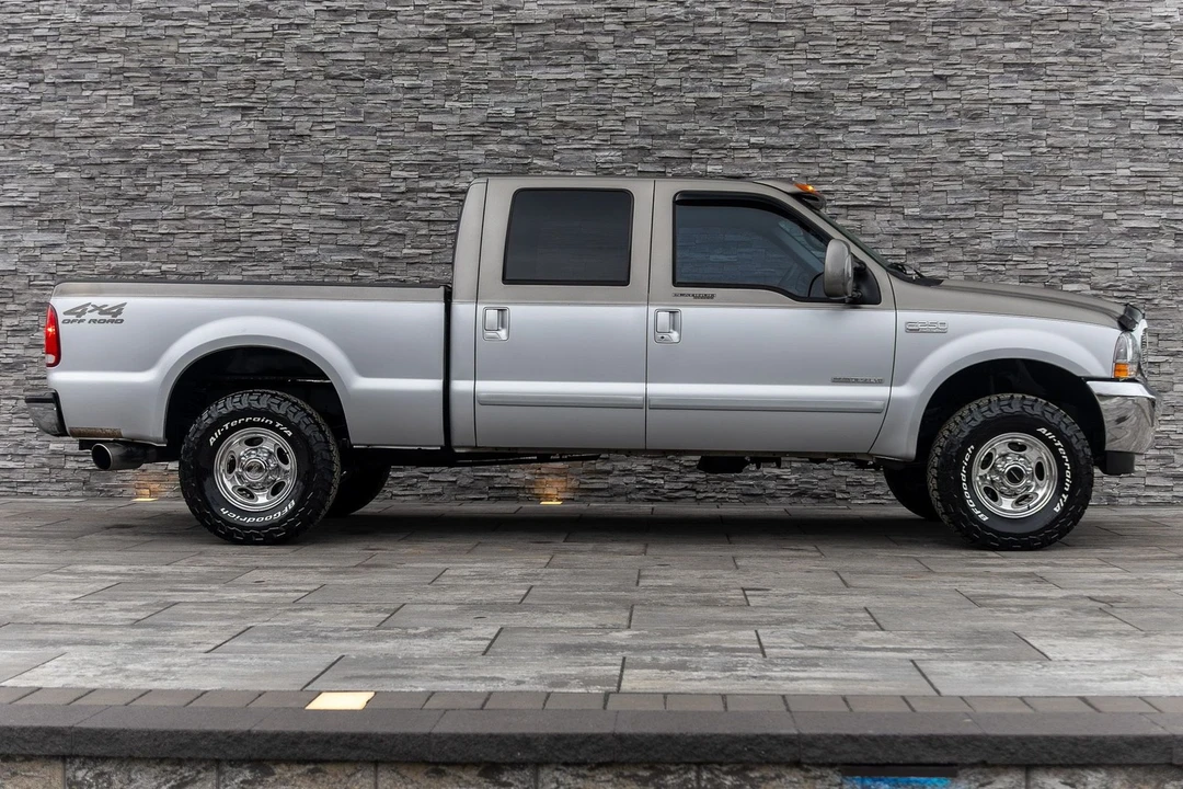 2001 Ford Super Duty 1st Gen - Image 14 of 21