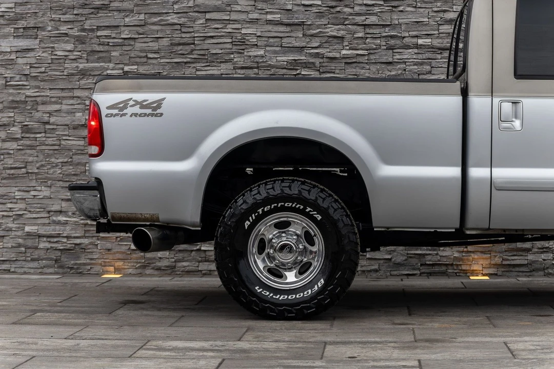 2001 Ford Super Duty 1st Gen - Image 15 of 21