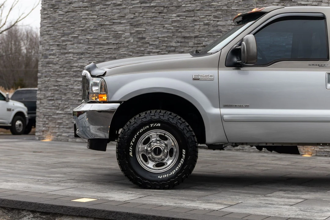 2001 Ford Super Duty 1st Gen - Image 10 of 21