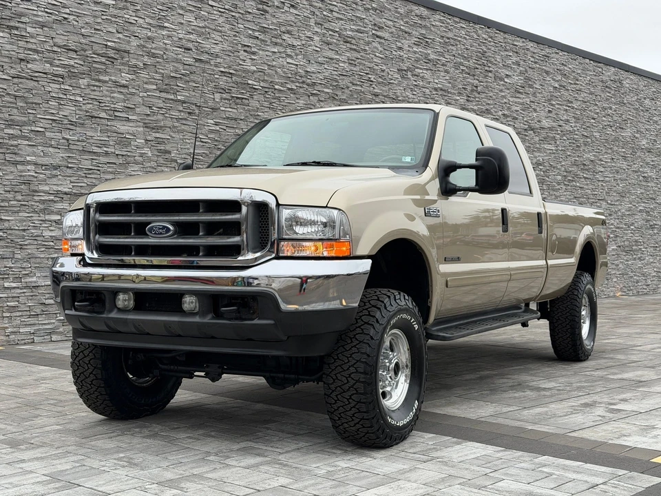 2001 Ford Super Duty 1st Gen - Image 2 of 21