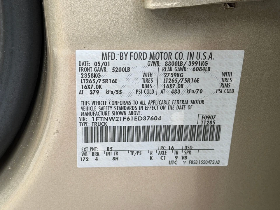 2001 Ford Super Duty 1st Gen - Image 20 of 21