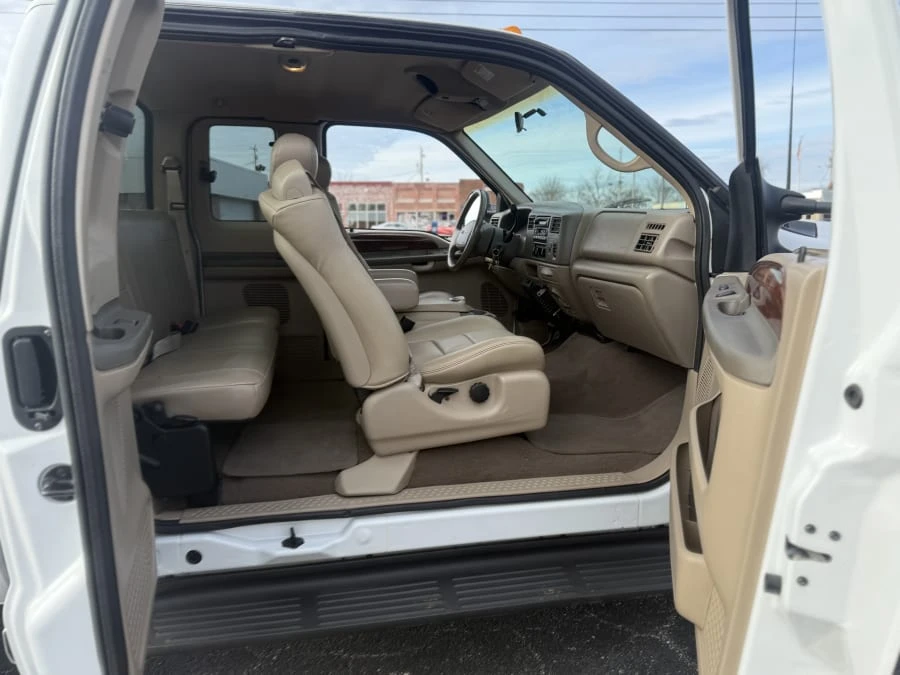 2001 Ford Super Duty 1st Gen - Image 12 of 14