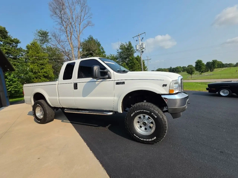 2001 Ford Super Duty 1st Gen - Image 15 of 31