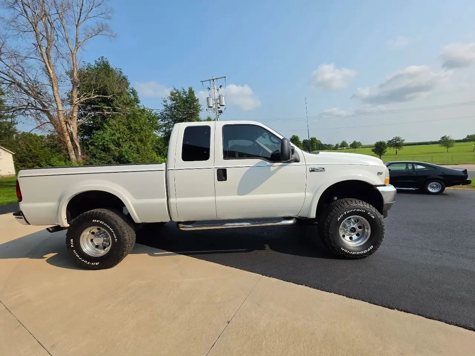 2001 Ford Super Duty 1st Gen - Image 13 of 31