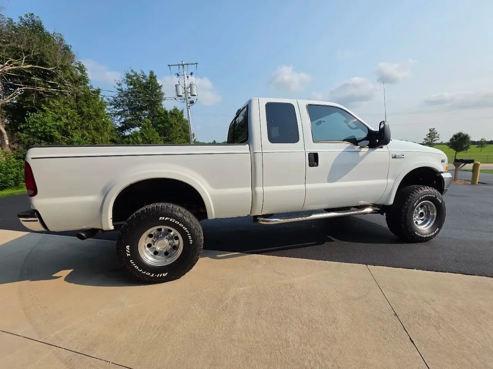 2001 Ford Super Duty 1st Gen - Image 11 of 31