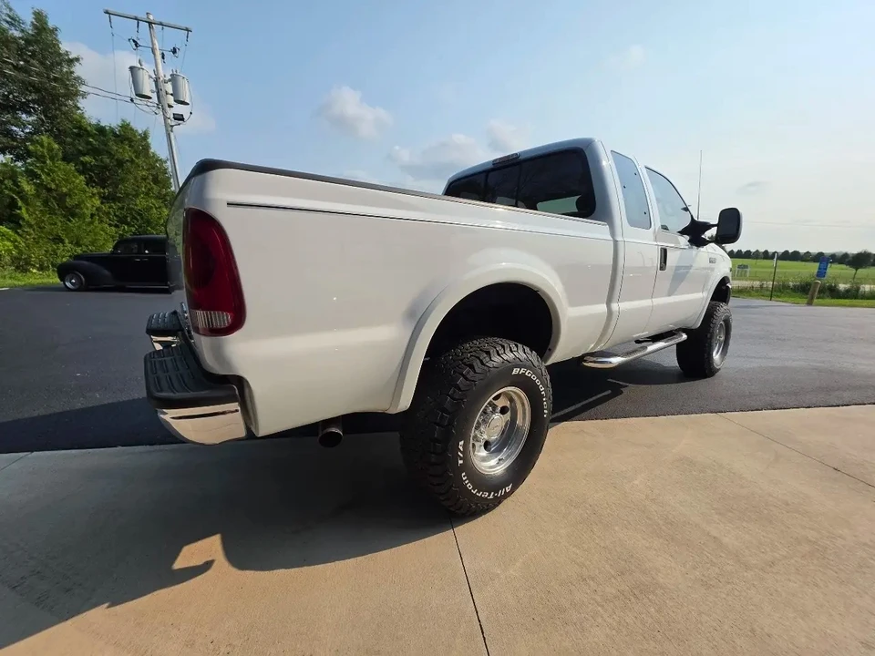 2001 Ford Super Duty 1st Gen - Image 18 of 31