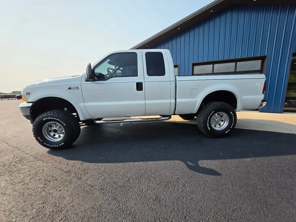 2001 Ford Super Duty 1st Gen - Image 9 of 31