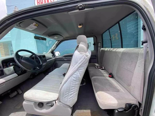 2001 Ford Super Duty 1st Gen - Image 8 of 12