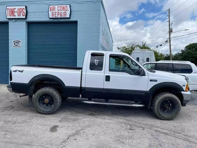 2001 Ford Super Duty 1st Gen - Image 2 of 12