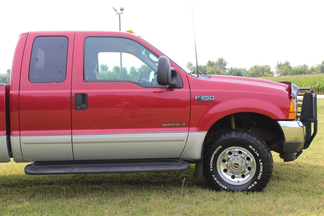 2001 Ford Super Duty 1st Gen - Image 10 of 12
