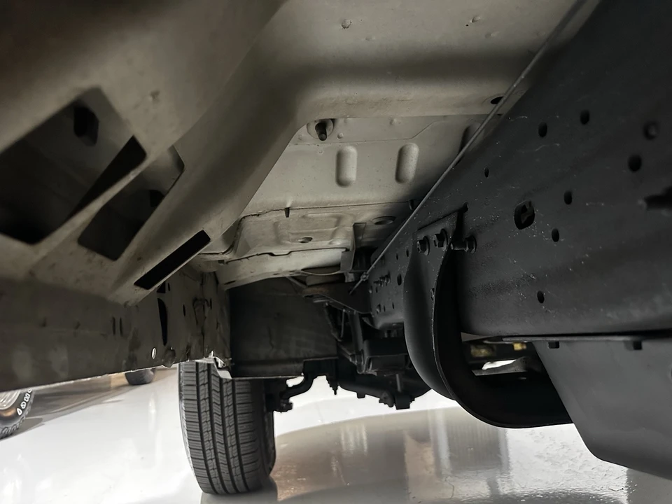 2001 Ford Super Duty 1st Gen - Image 16 of 17