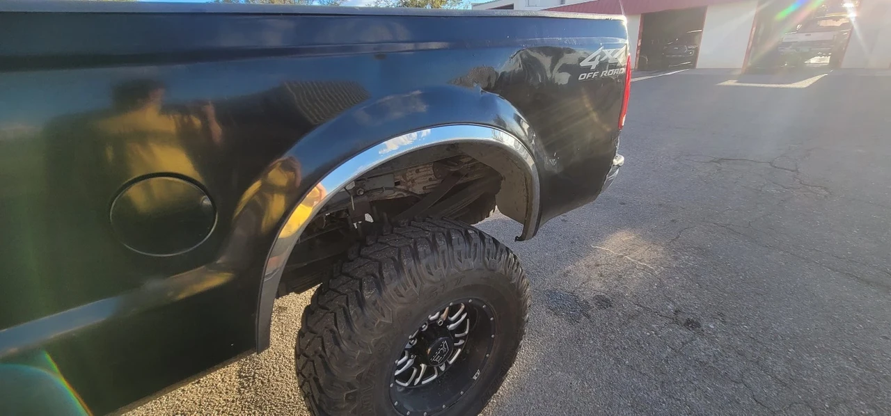 2001 Ford Super Duty 1st Gen - Image 9 of 19