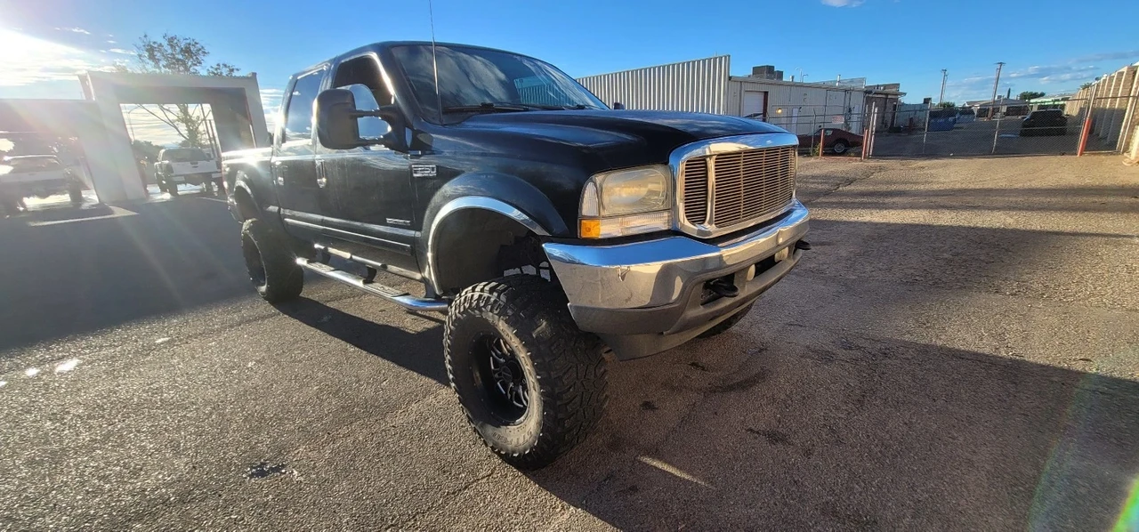 2001 Ford Super Duty 1st Gen - Image 2 of 19