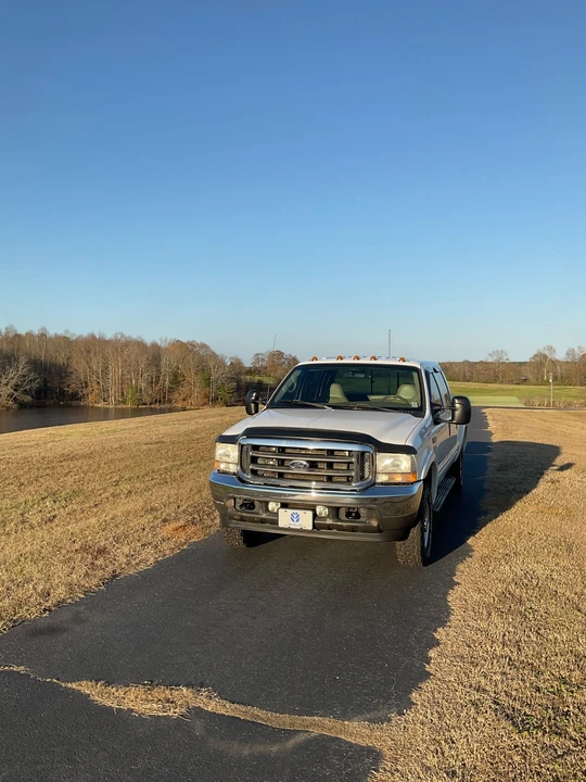 2001 Ford Super Duty 1st Gen - Image 2 of 20