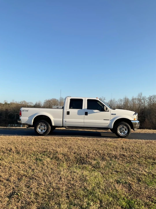 2001 Ford Super Duty 1st Gen - Image 3 of 20