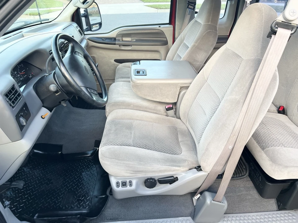 2001 Ford Super Duty 1st Gen - Image 14 of 21