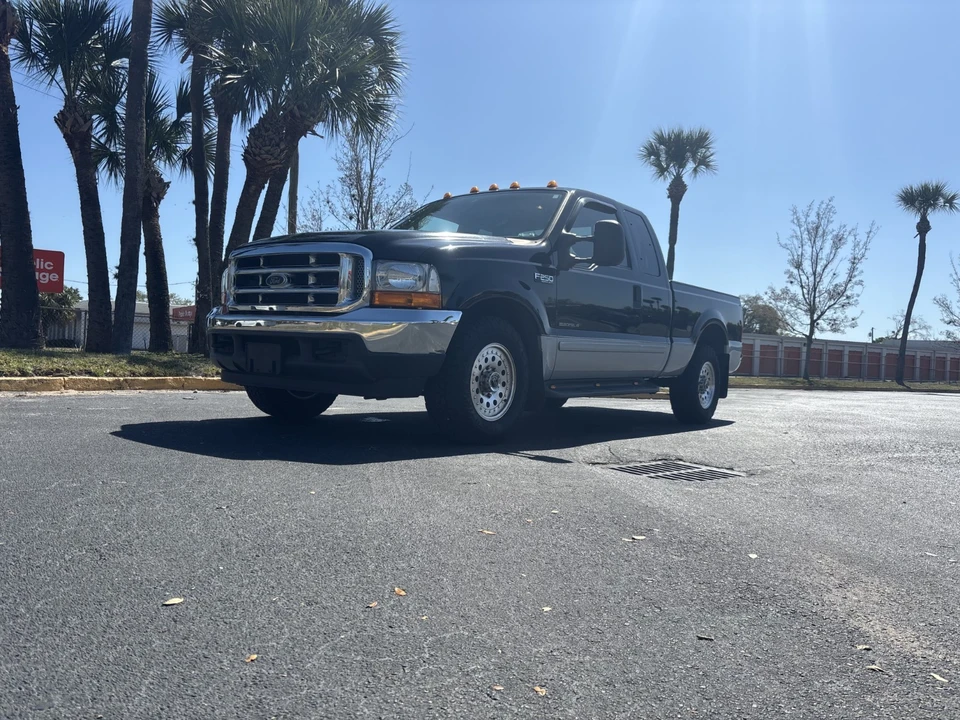 2001 Ford Super Duty 1st Gen - Image 2 of 21