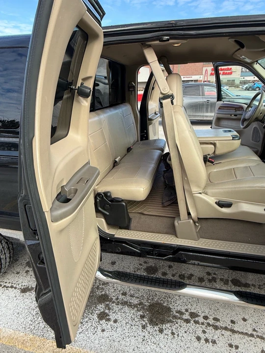 2001 Ford Super Duty 1st Gen - Image 18 of 21