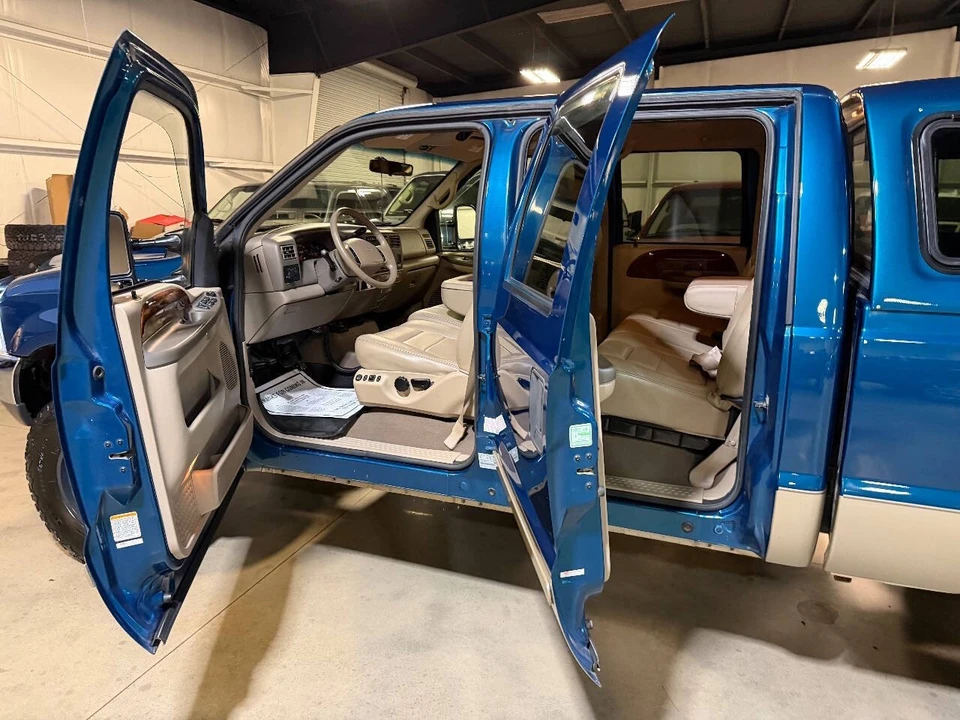 2001 Ford Super Duty 1st Gen - Image 11 of 12