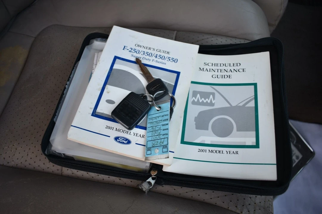 2001 Ford Super Duty 1st Gen - Image 16 of 21