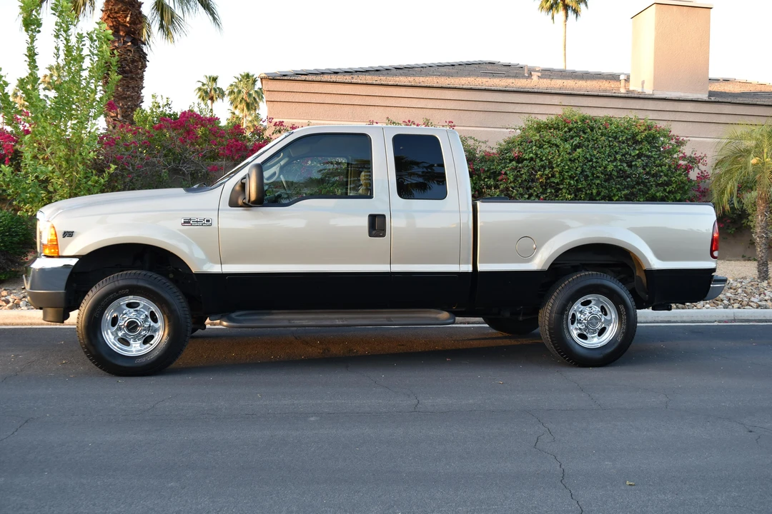 2001 Ford Super Duty 1st Gen - Image 9 of 31