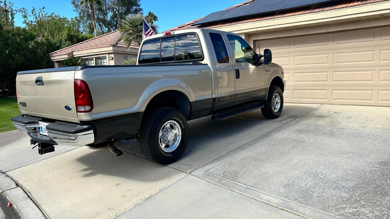 2001 Ford Super Duty 1st Gen - Image 17 of 31