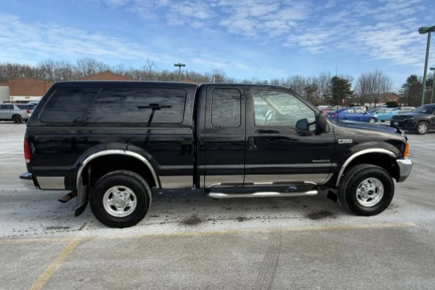 2001 Ford Super Duty 1st Gen - Image 3 of 7