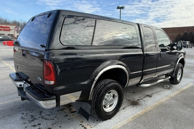 2001 Ford Super Duty 1st Gen - Image 2 of 7