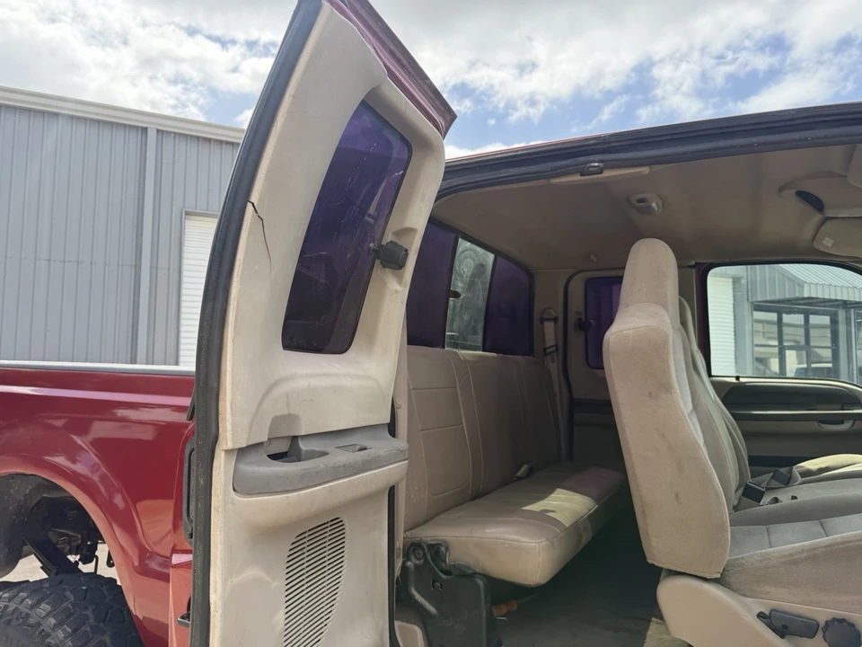 2001 Ford Super Duty 1st Gen - Image 17 of 23