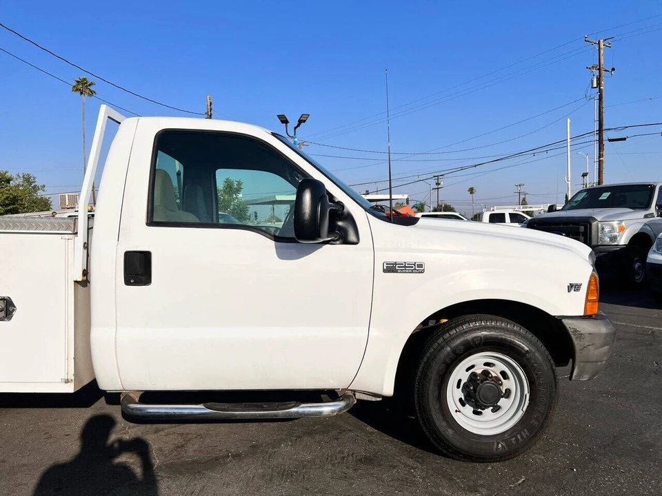 2001 Ford Super Duty 1st Gen - Image 5 of 23