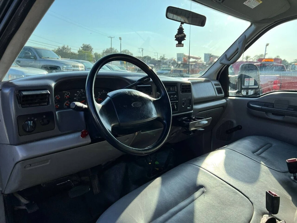 2001 Ford Super Duty 1st Gen - Image 16 of 23