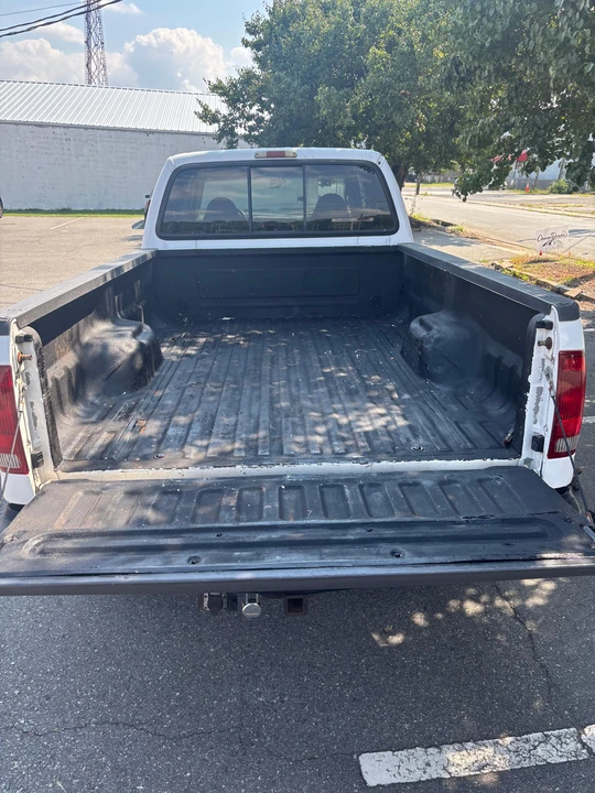 2001 Ford Super Duty 1st Gen - Image 26 of 31
