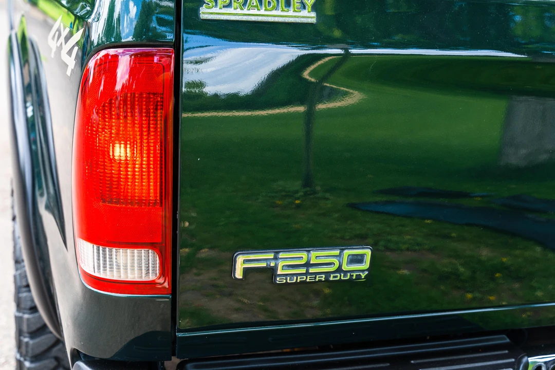 2001 Ford Super Duty 1st Gen - Image 19 of 31