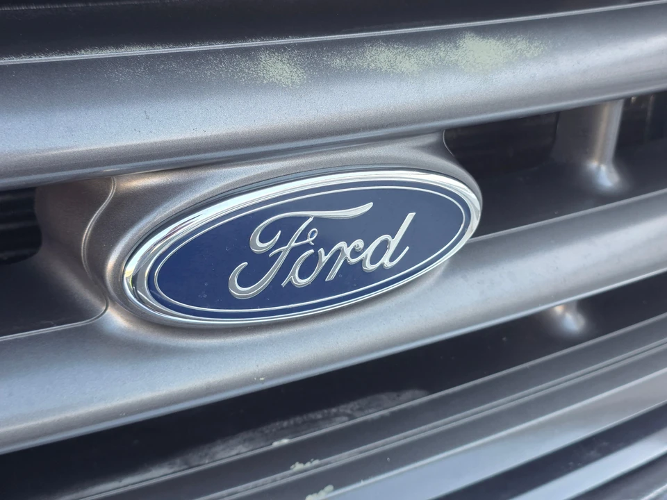 2001 Ford Super Duty 1st Gen - Image 17 of 31