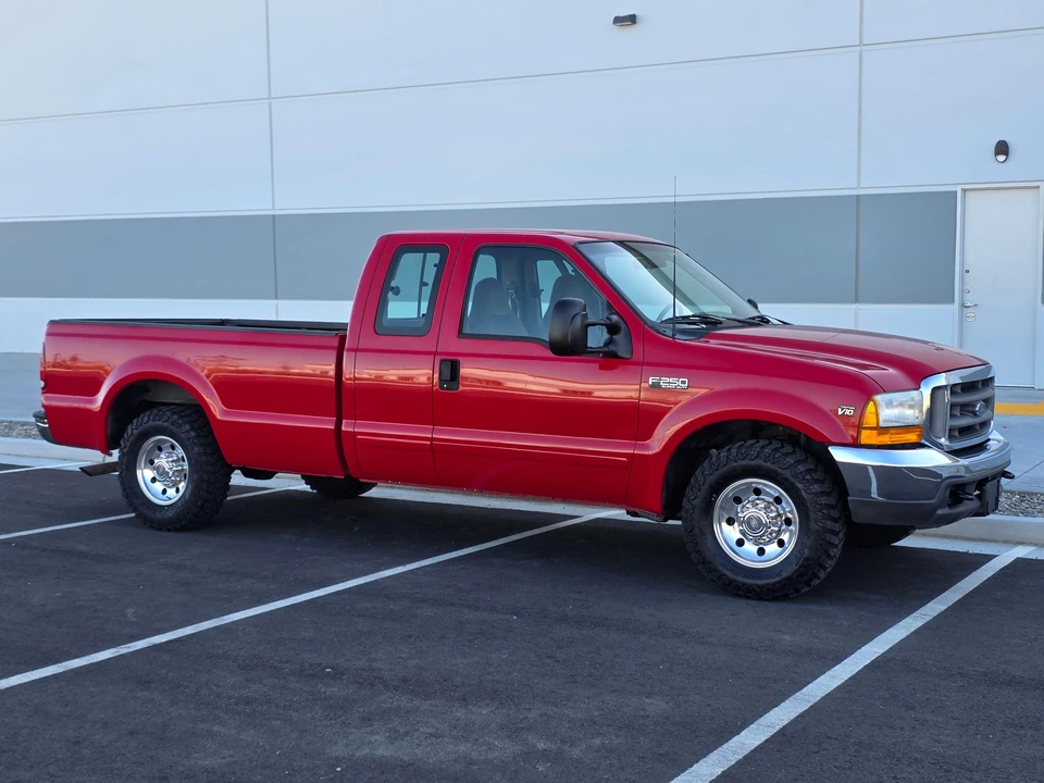 2001 Ford Super Duty 1st Gen - Image 13 of 31