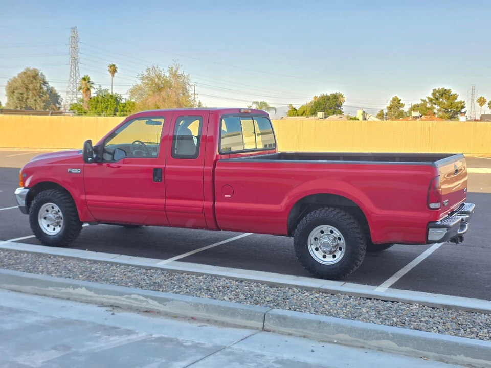 2001 Ford Super Duty 1st Gen - Image 9 of 31