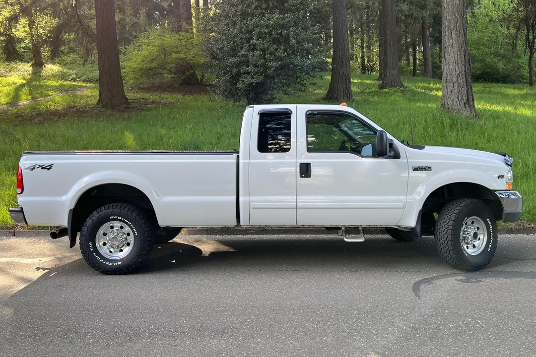2001 Ford Super Duty 1st Gen - Image 3 of 31