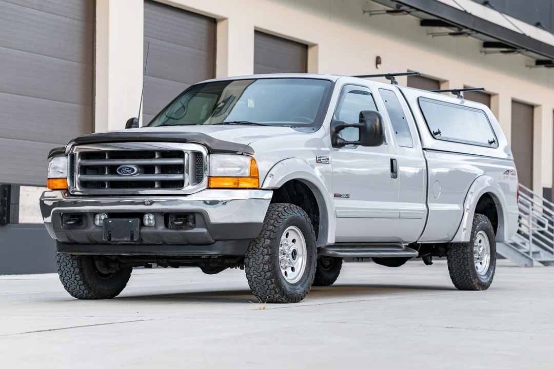 2001 Ford Super Duty 1st Gen - Image 2 of 31