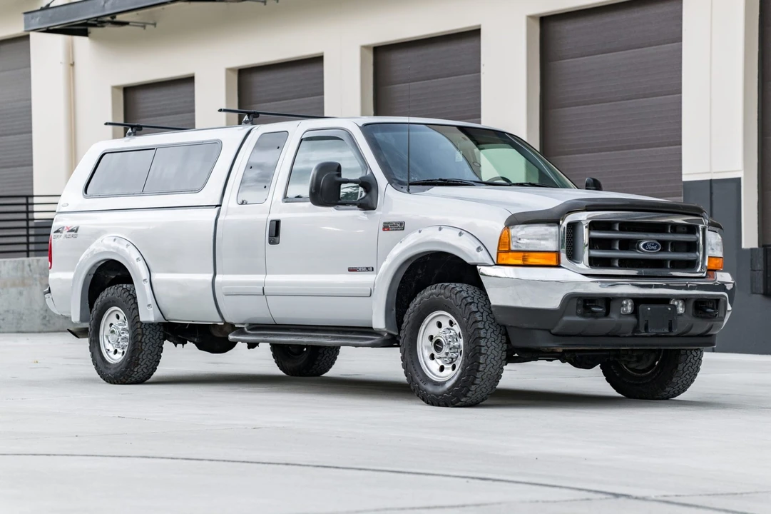 2001 Ford Super Duty 1st Gen - Image 1 of 31