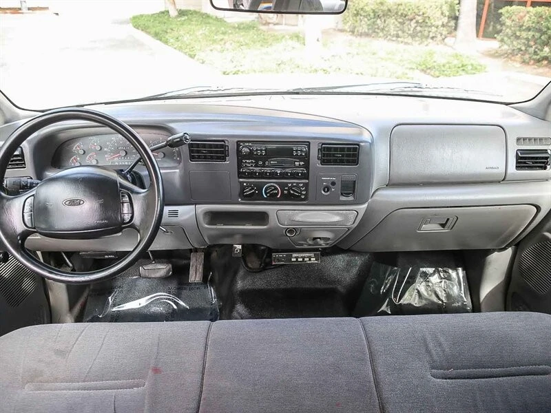 2001 Ford Super Duty 1st Gen - Image 19 of 21