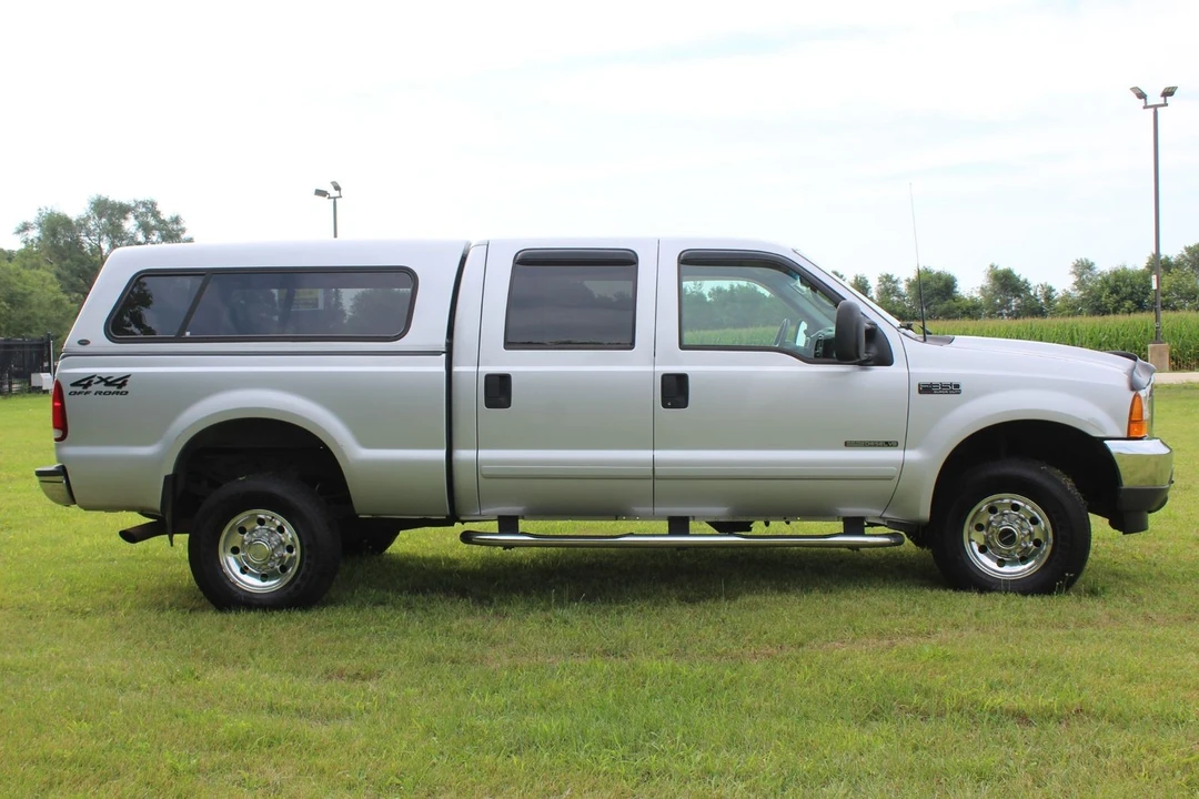 2001 Ford Super Duty 1st Gen - Image 10 of 12